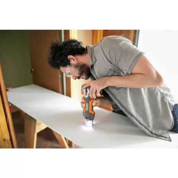 RIDGID 18-Volt Cordless Drywall Cut-Out Tool with 1.5 Ah Lithium-Ion Battery